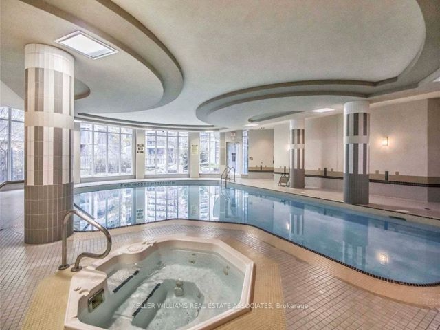 225 - 58 Marine Parade Dr