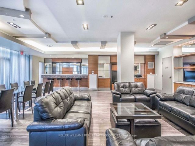 225 - 58 Marine Parade Dr