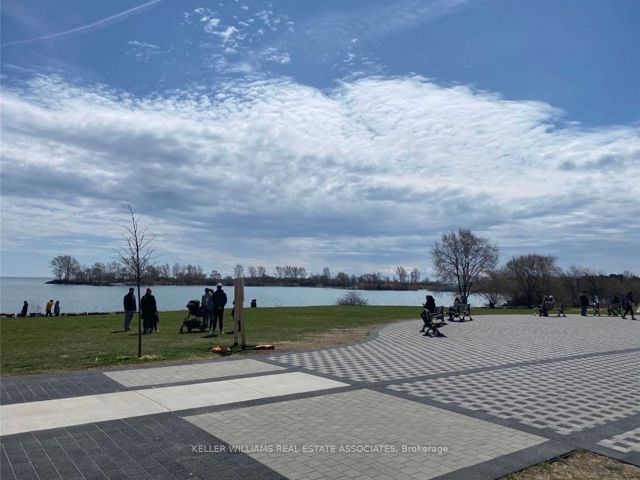 225 - 58 Marine Parade Dr