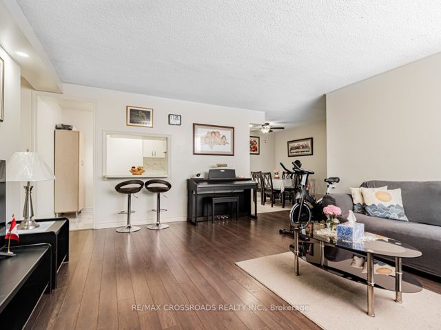 101 - 2645 Kipling Ave