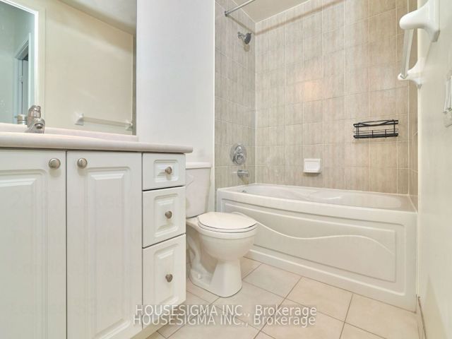506 - 2067 Lakeshore Blvd W
