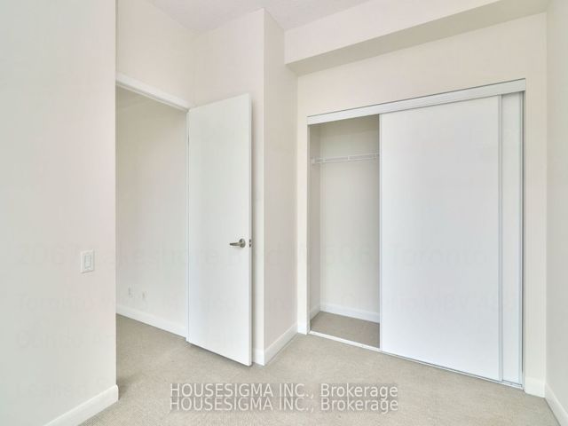 506 - 2067 Lakeshore Blvd W