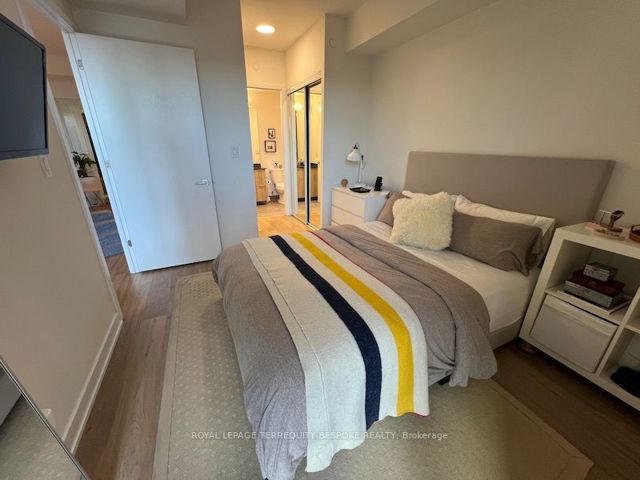 308 - 430 Roncesvalles Ave