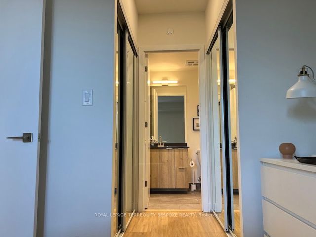 308 - 430 Roncesvalles Ave