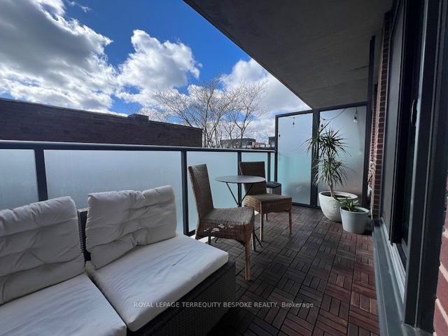 308 - 430 Roncesvalles Ave