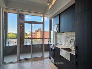 423 - 270 Dufferin St
