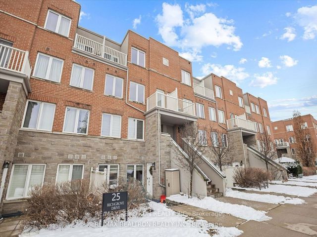 206 - 25 Richgrove Dr