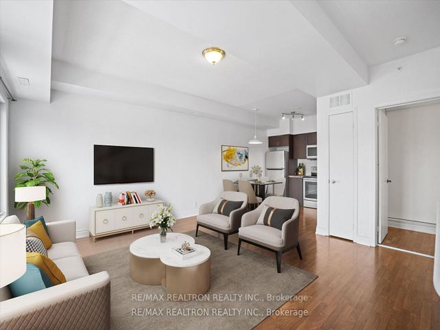 206 - 25 Richgrove Dr