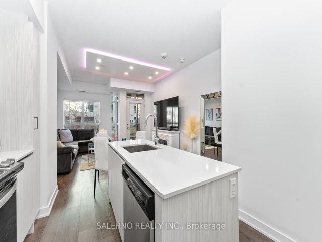 111 - 251 Manitoba St