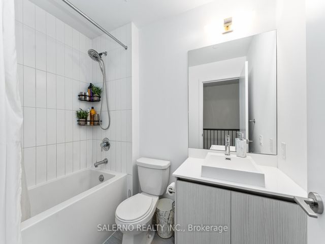 111 - 251 Manitoba St