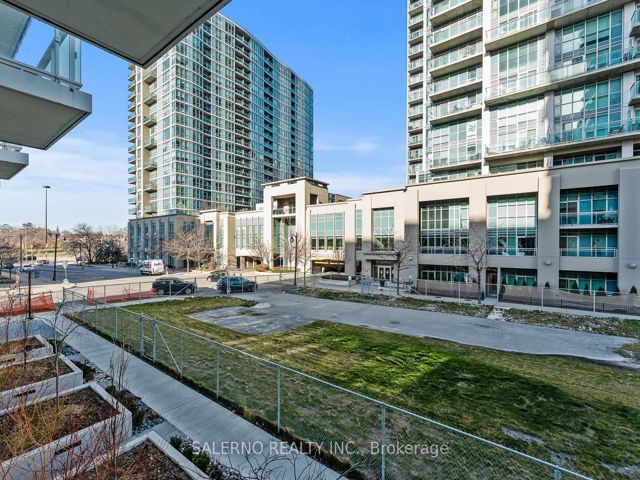 111 - 251 Manitoba St