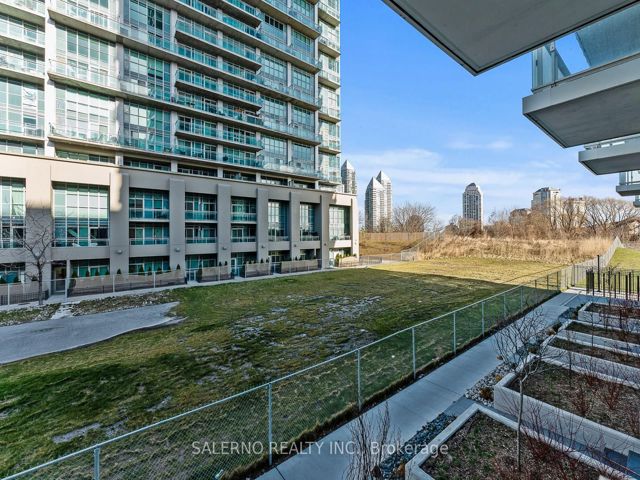 111 - 251 Manitoba St