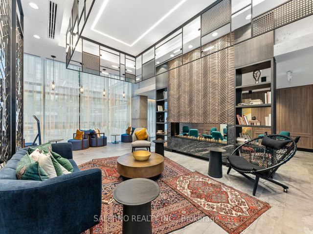 111 - 251 Manitoba St