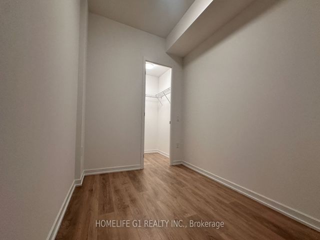 2510 - 1285 Dupont St