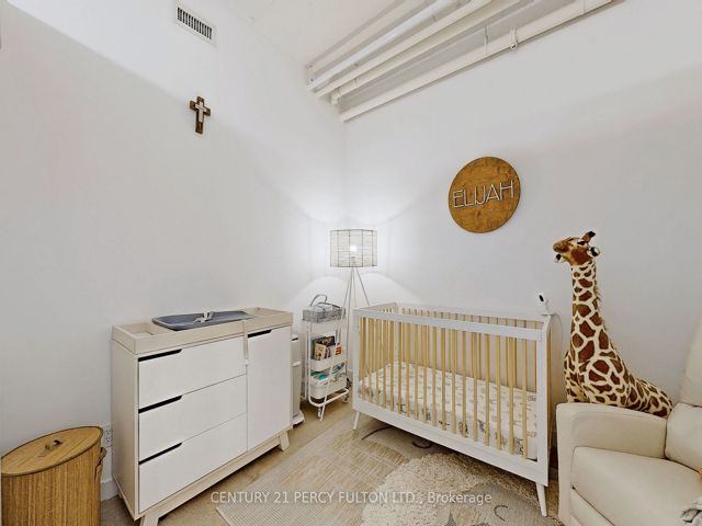 1215 - 2 Fieldway Rd