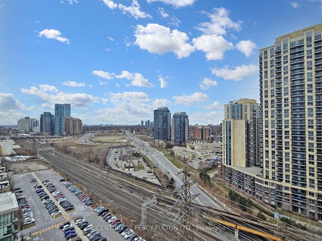 1215 - 2 Fieldway Rd
