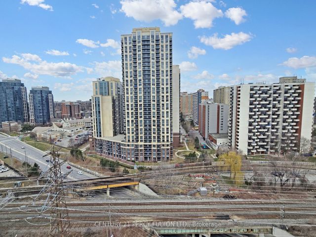 1215 - 2 Fieldway Rd