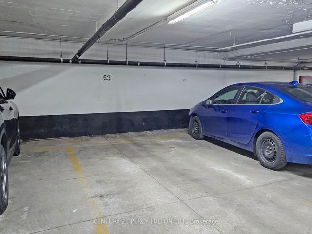 1215 - 2 Fieldway Rd