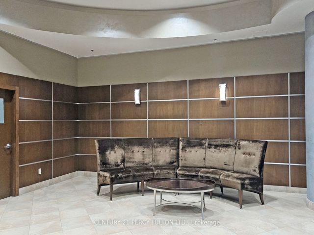 1215 - 2 Fieldway Rd