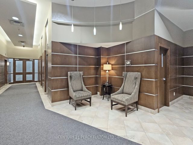 1215 - 2 Fieldway Rd