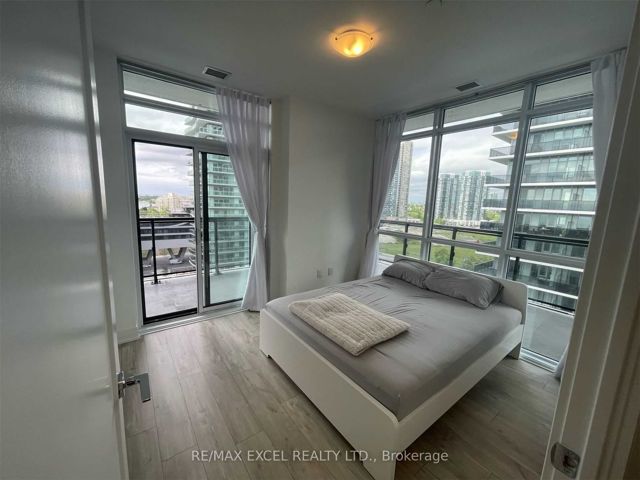 1103 - 65 Annie Craig Dr