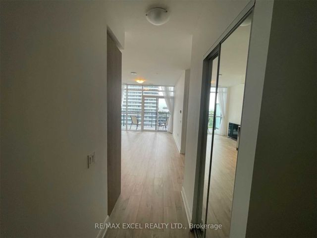 1103 - 65 Annie Craig Dr