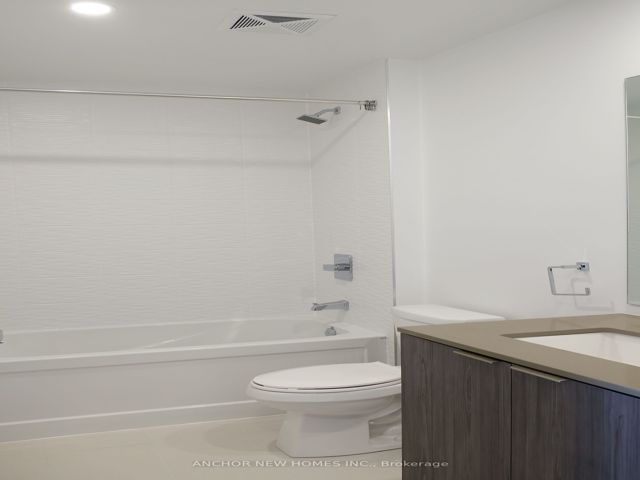 #1805 - 70 Annie Craig Dr