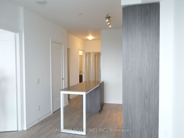 #1805 - 70 Annie Craig Dr