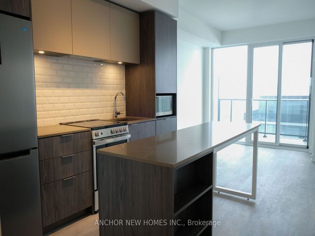 #1805 - 70 Annie Craig Dr