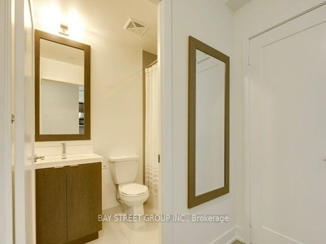 4403 - 7 Mabelle Ave