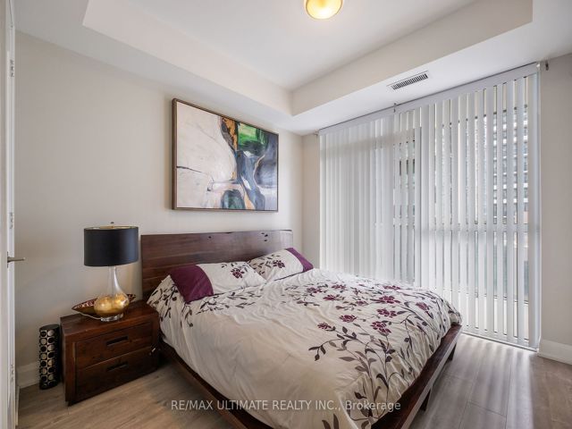 807 - 110 Marine Parade Dr