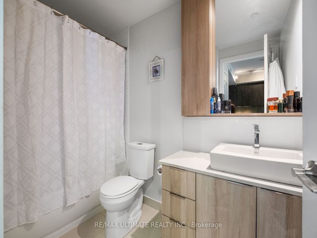 807 - 110 Marine Parade Dr