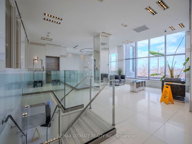 807 - 110 Marine Parade Dr