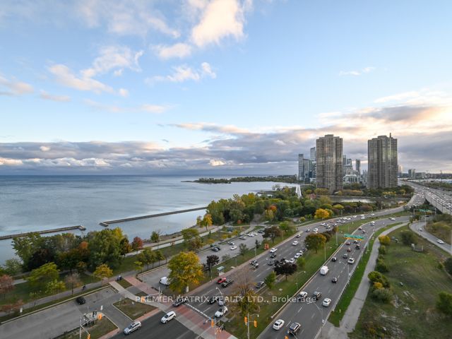 1211 - 1928 Lake Shore Blvd W