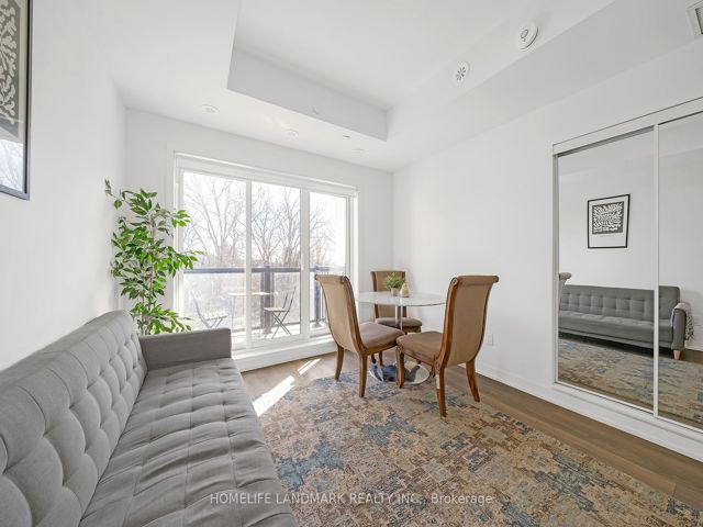 303 - 135 Canon Jackson Dr