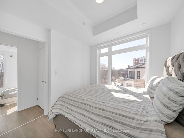 303 - 135 Canon Jackson Dr
