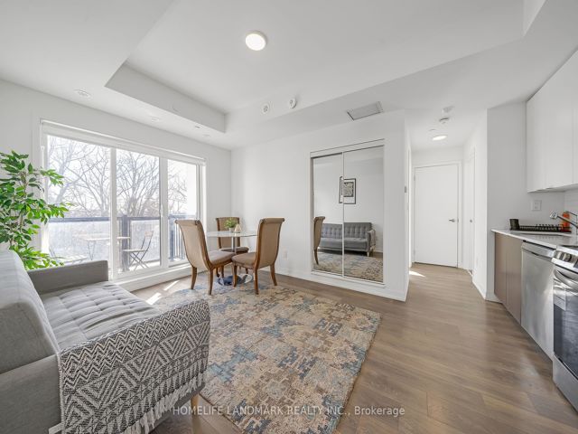 303 - 135 Canon Jackson Dr