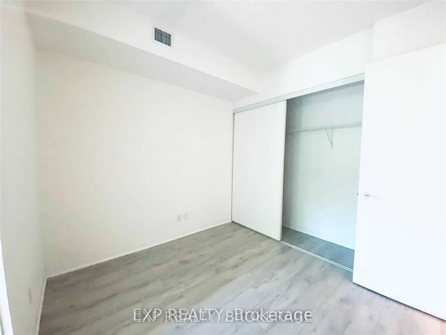 423 - 165 Legion Rd