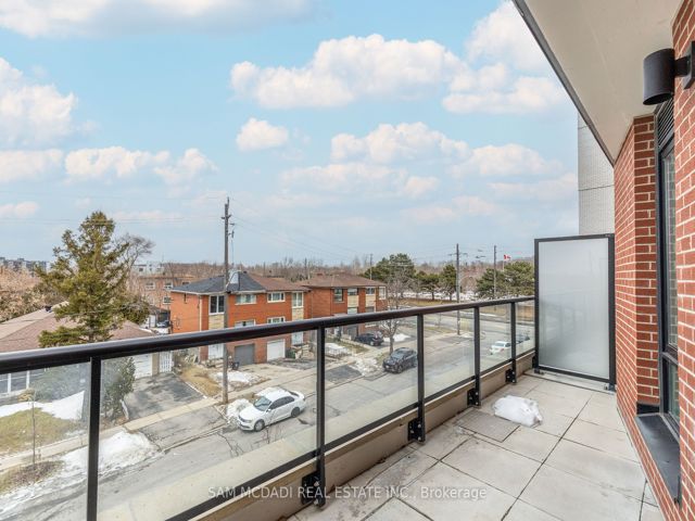 314 - 3100 Keele St