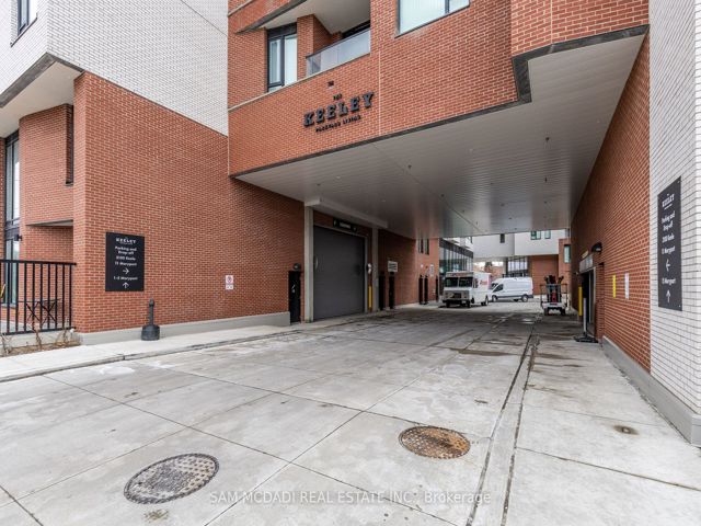 314 - 3100 Keele St