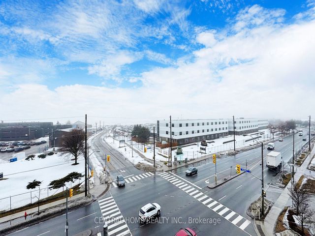626 - 1100 Sheppard Ave W