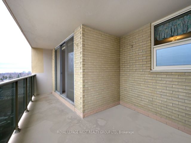 1005 - 299 Mill Rd