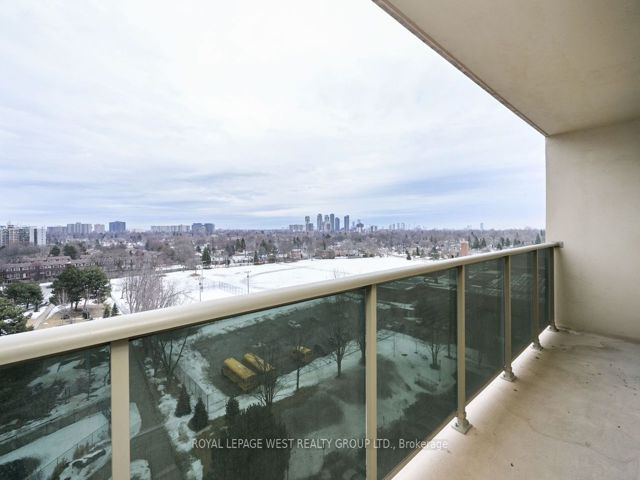 1005 - 299 Mill Rd