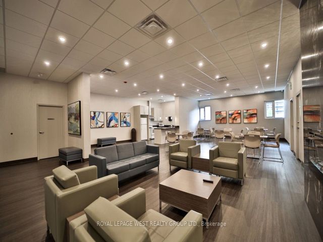 1005 - 299 Mill Rd