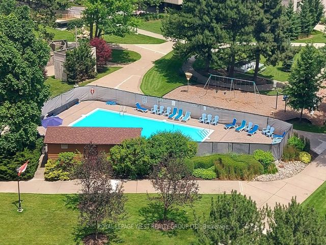 1005 - 299 Mill Rd
