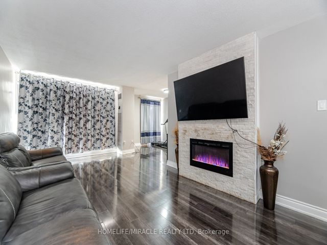 111 - 2 Valhalla Inn Rd