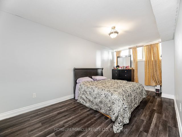 111 - 2 Valhalla Inn Rd