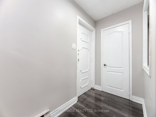 111 - 2 Valhalla Inn Rd