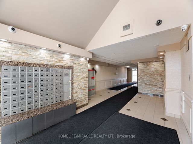 111 - 2 Valhalla Inn Rd
