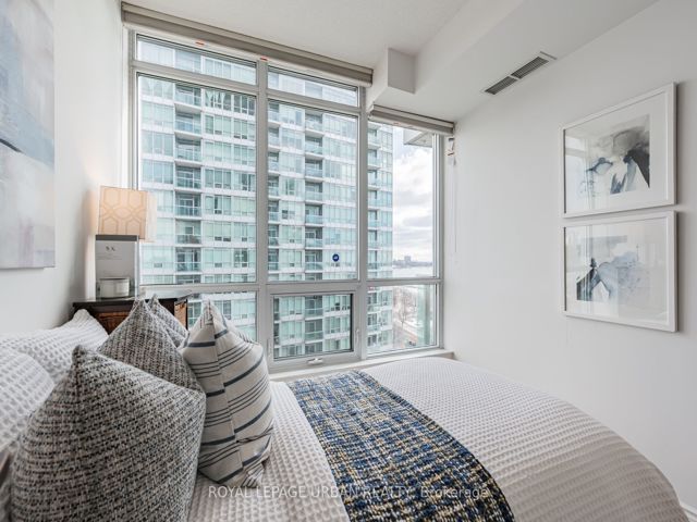 1205 - 1910 Lakeshore Blvd W